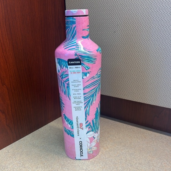 Corkcicle & Vineyard Vines 25oz Canteen, pink w the palm fronds & white flowers - Picture 2 of 10